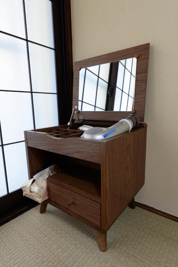 Guesthouse Iwase Toyama Station Extérieur photo