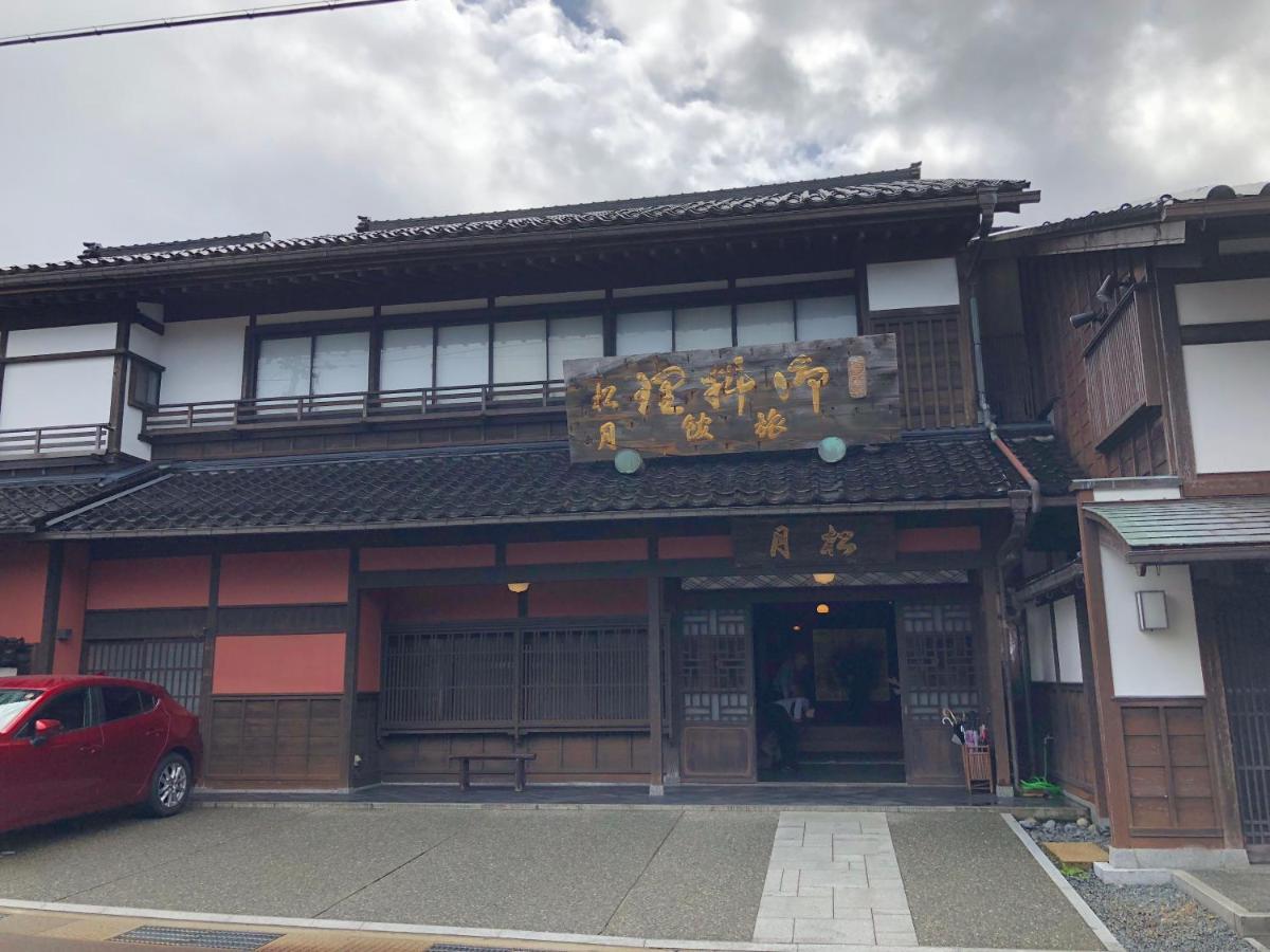 Guesthouse Iwase Toyama Station Extérieur photo